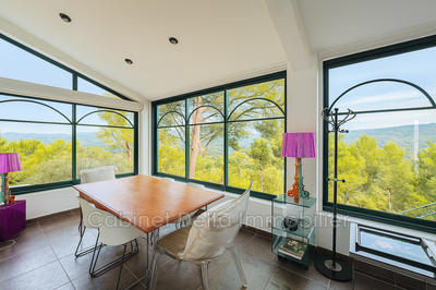 Maison - 267 m² - 6 pièces