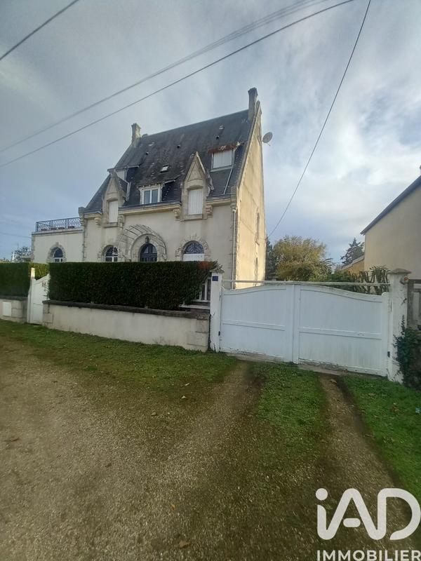 Maison - 300 m² - 12 pièces