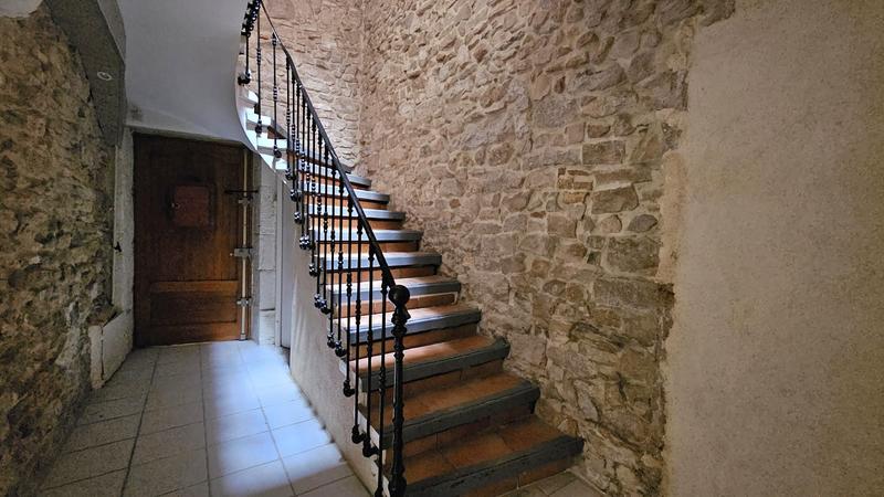 Maison ancienne - 210 m² - 7 pièces