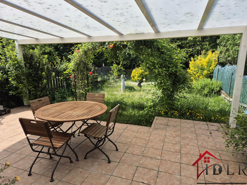 Maison - 90 m² - 6 pièces