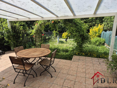 Maison - 90 m² - 6 pièces