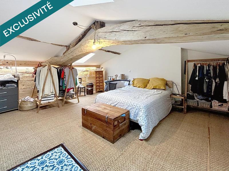 Maison - 200 m² - 7 pièces