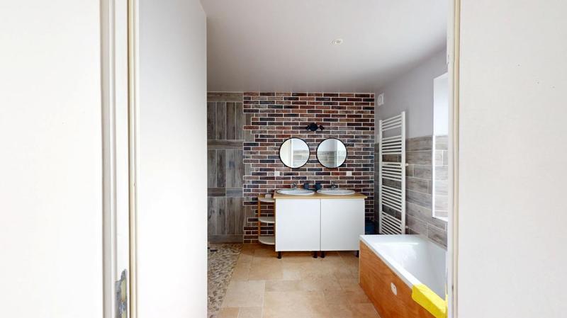 Maison - 170 m² - 6 pièces