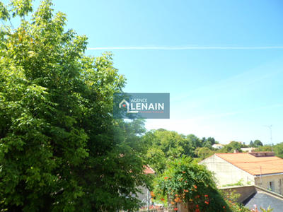 Maison - 239 m² - 7 pièces