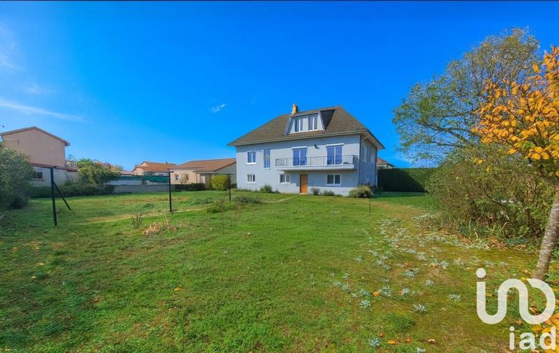 Maison - 190 m² - 8 pièces