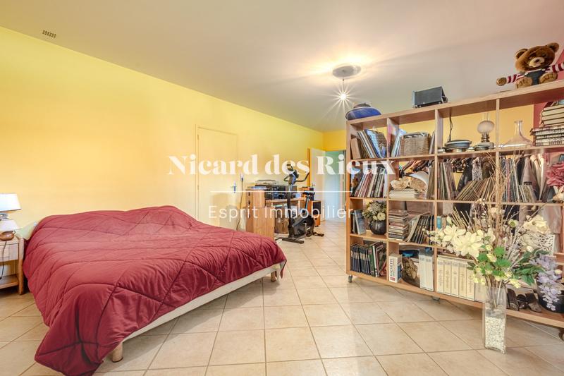 Maison - 260 m² - 7 pièces