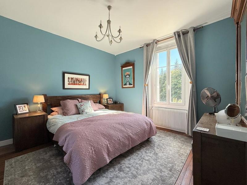 Maison - 480 m² - 19 pièces