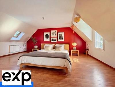 Maison - 160 m² - 5 pièces