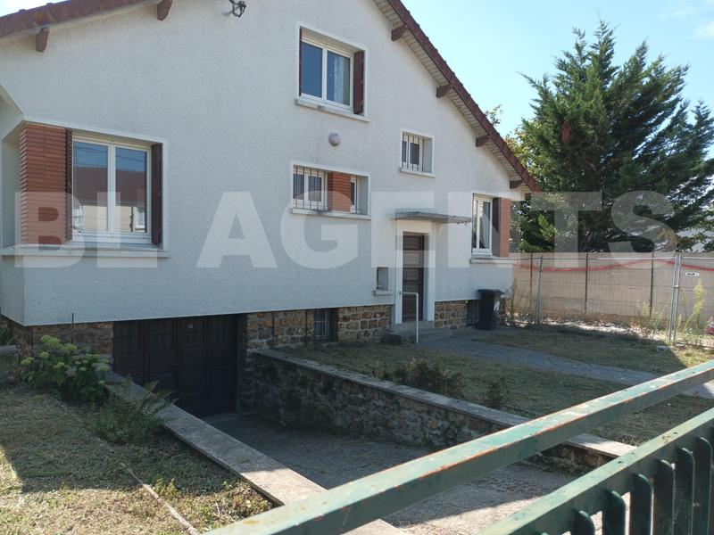 Maison traditionnelle - 110 m² - 6 pièces