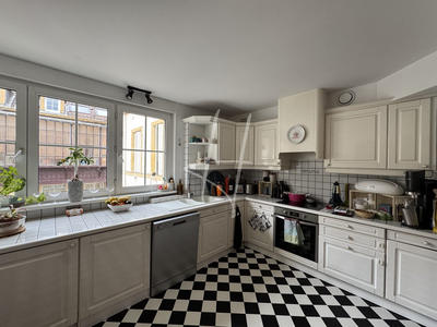 Appartement - 132 m² - 5 pièces