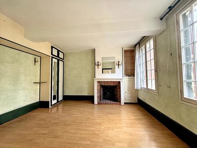 Maison - 172 m² - 7 pièces