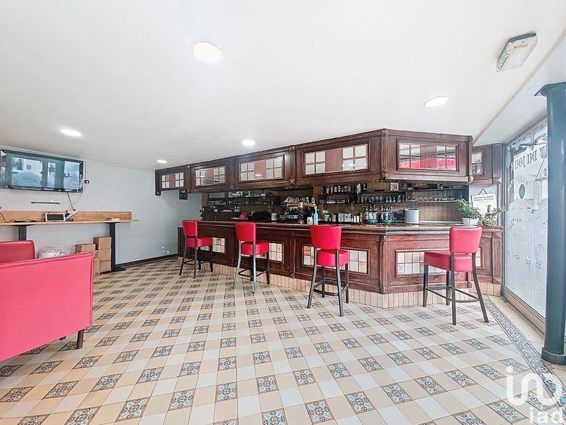 Local commercial - 147 m²