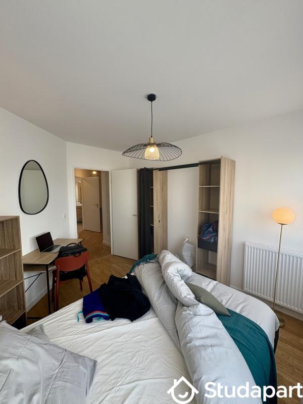 Chambre - 9 m² - 1 pièce