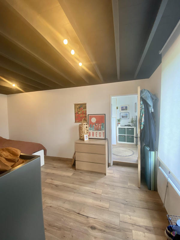 Maison traditionnelle - 87 m² - 5 pièces