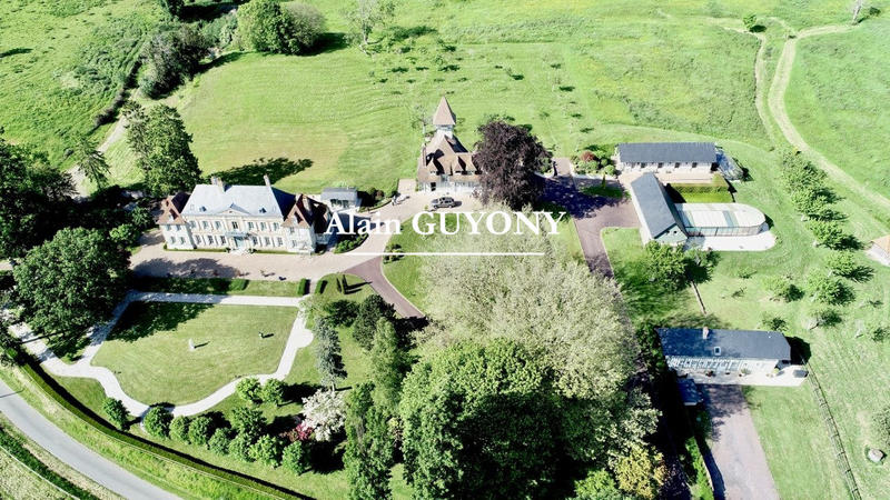 Château - 396 m² - 9 pièces