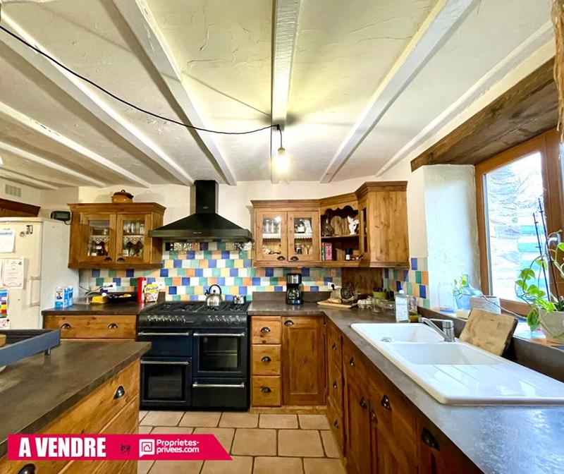 Maison - 102 m² - 5 pièces