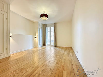Appartement - 99 m² - 5 pièces