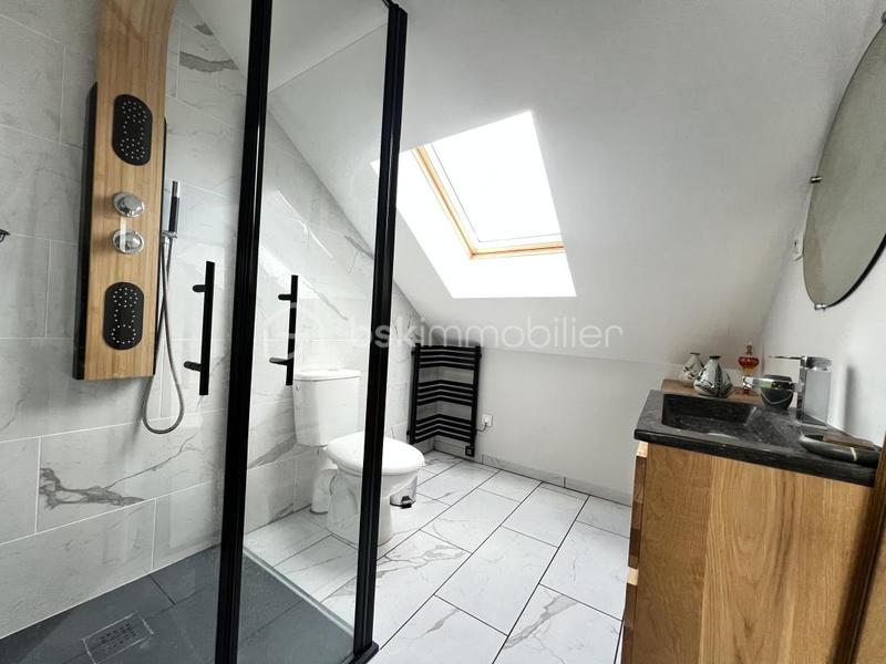 Maison - 169 m² - 7 pièces