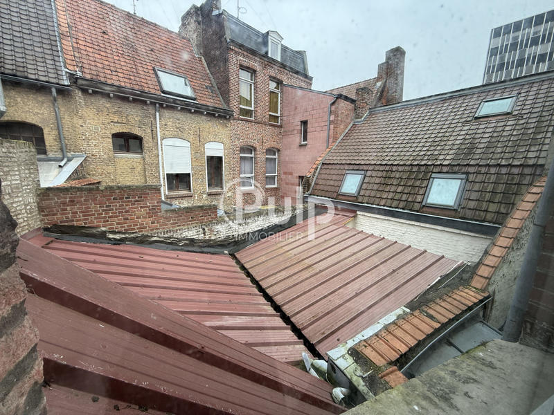 Immeuble - 180 m² - 14 pièces