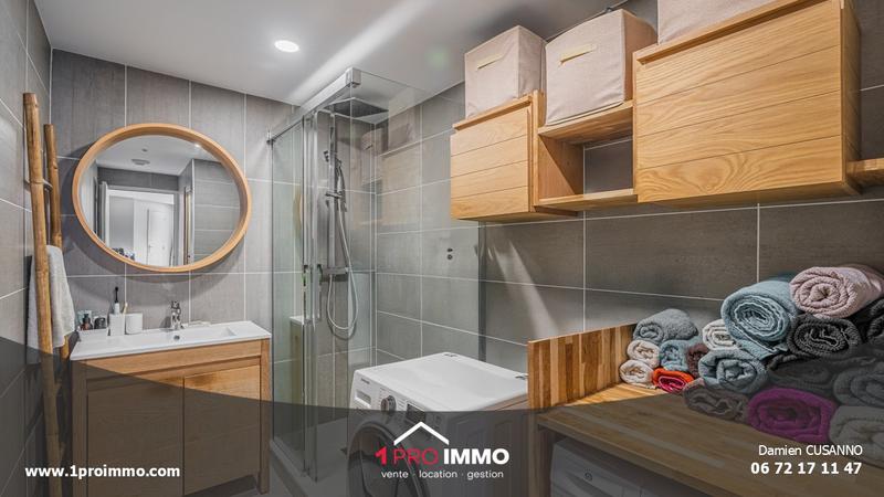 Maison - 185 m² - 6 pièces