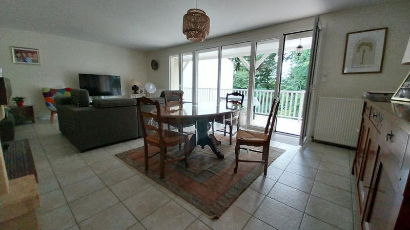 Maison - 136 m² - 5 pièces