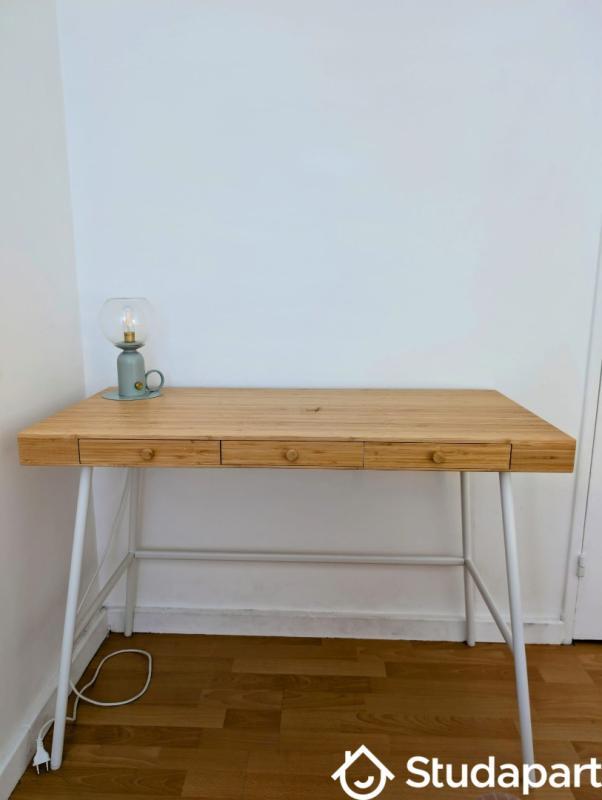 Chambre - 10 m² - 1 pièce