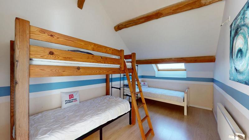 Maison - 570 m² - 15 pièces