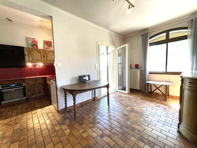 Maison - 364 m² - 7 pièces