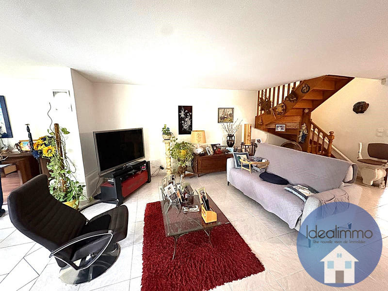 Maison - 120 m² - 5 pièces