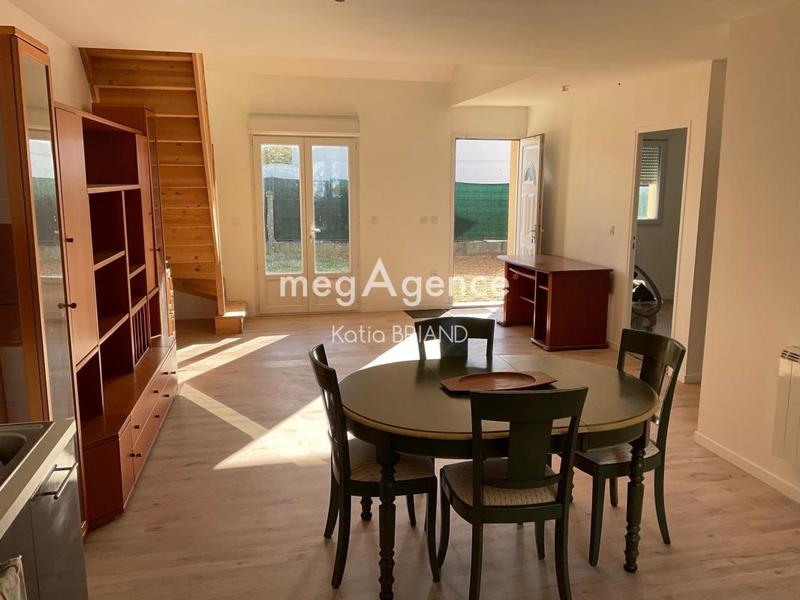 Maison traditionnelle - 98 m² - 5 pièces