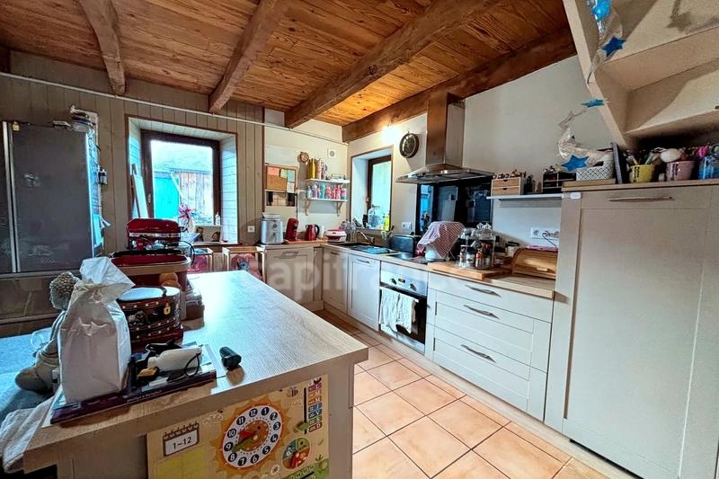Maison en pierre - 110 m² - 5 pièces