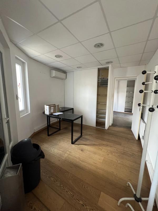 Immeuble - 180 m² - 7 pièces