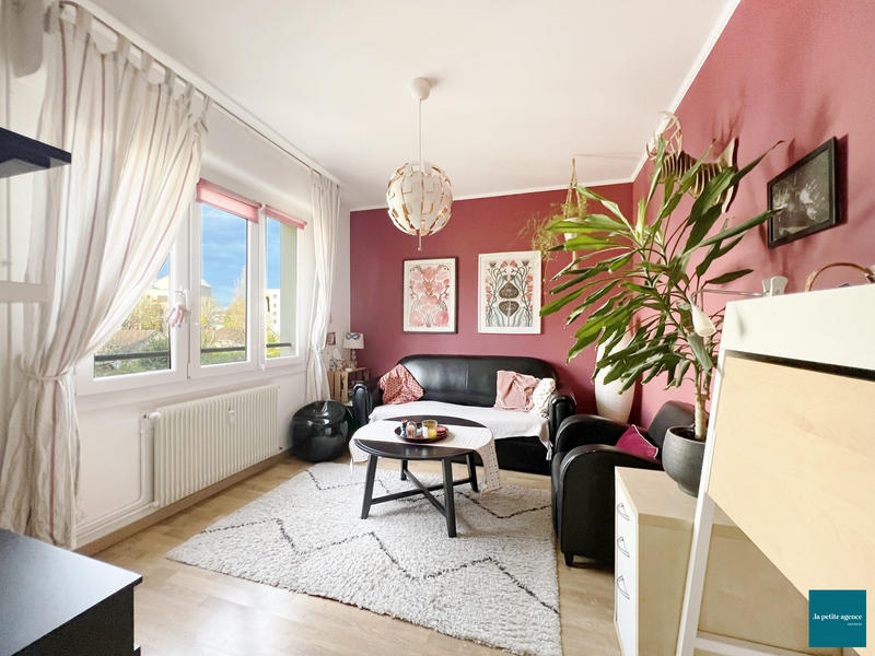 Appartement - 75 m² - 3 pièces