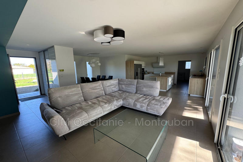 Maison - 128 m² - 5 pièces