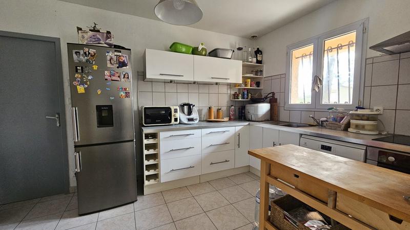 Villa - 90 m² - 4 pièces