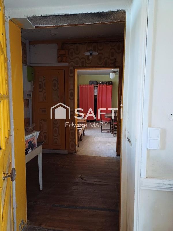 Maison - 266 m² - 8 pièces