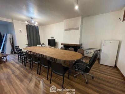 Maison - 138 m² - 5 pièces