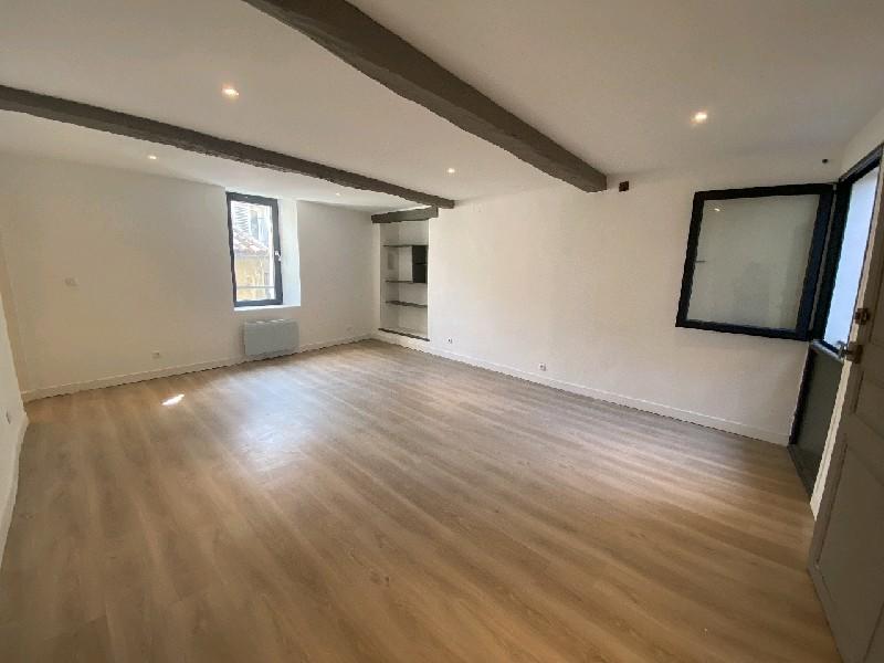 Appartement - 91 m² - 4 pièces