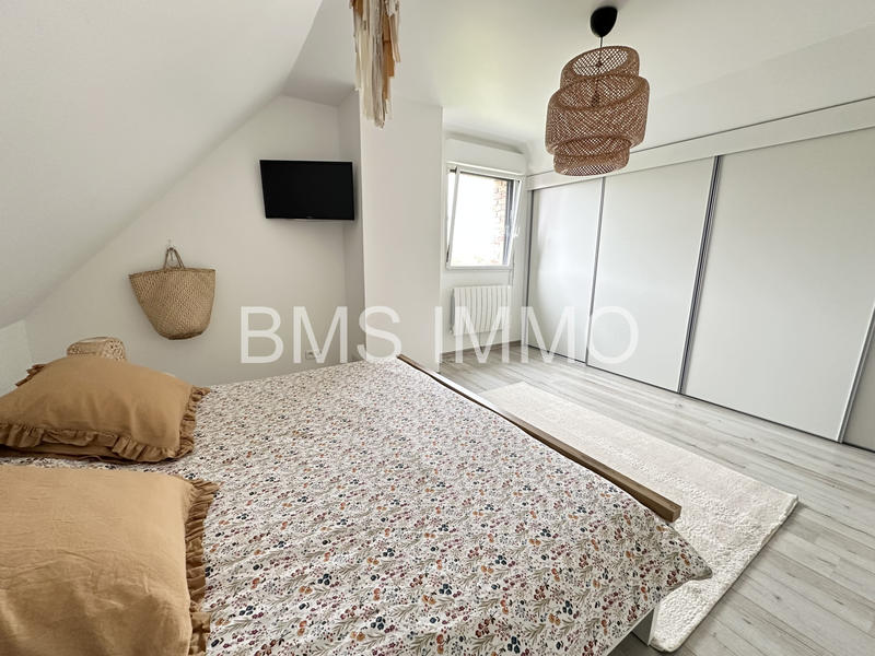 Maison - 151 m² - 6 pièces