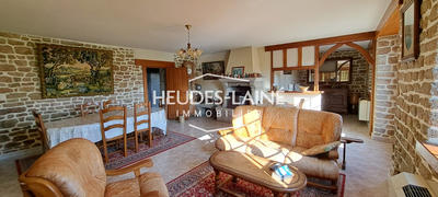 Maison - 196 m² - 8 pièces