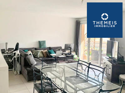 Appartement - 79 m² - 3 pièces