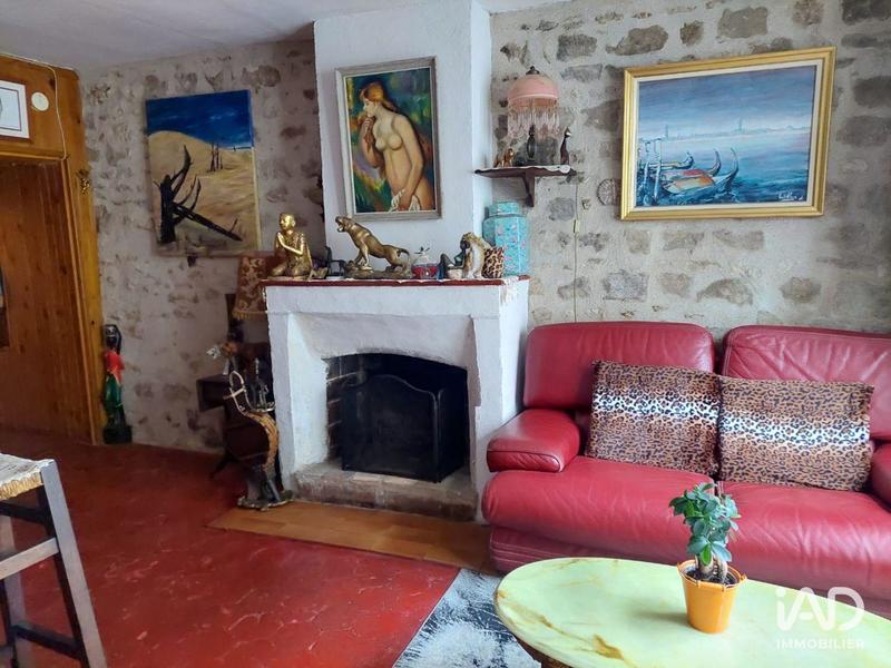 Maison - 200 m² - 9 pièces