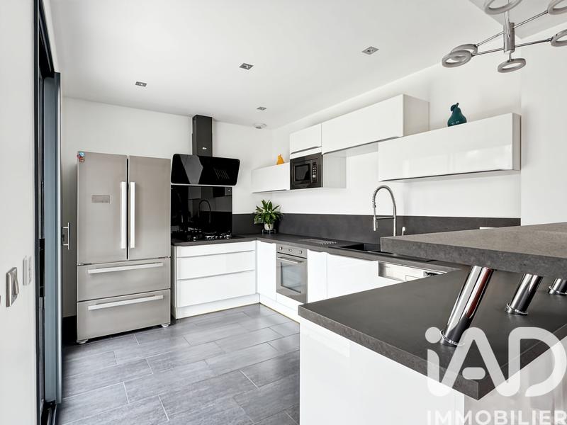 Maison - 120 m² - 5 pièces