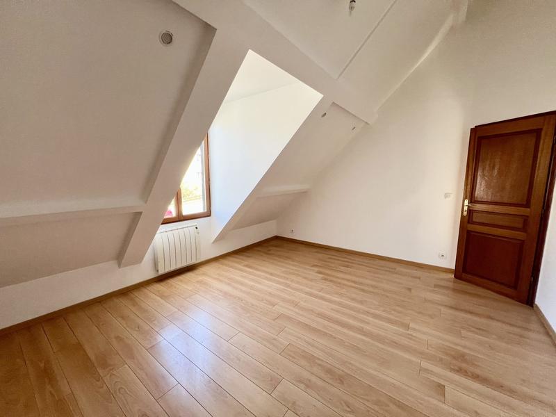 Maison - 136 m² - 6 pièces
