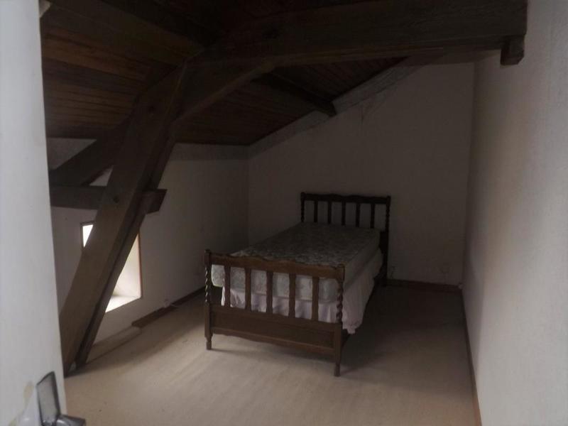 Maison traditionnelle - 230 m² - 8 pièces