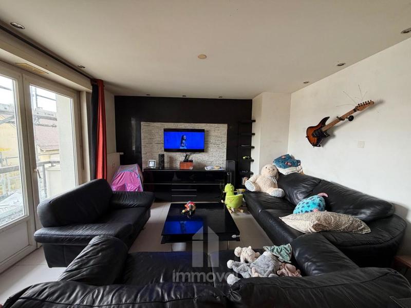 Appartement - 93 m² - 3 pièces