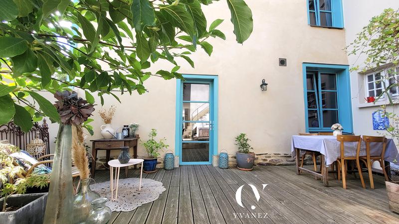 Maison - 180 m² - 7 pièces