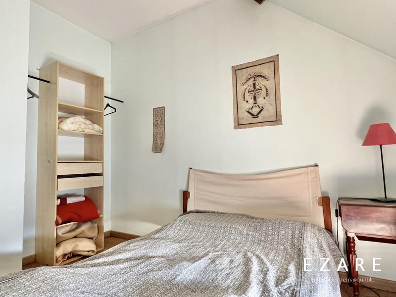 Maison - 315 m² - 12 pièces