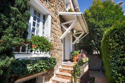 Maison - 76 m² - 4 pièces