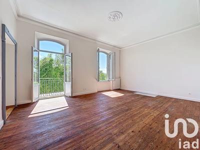 Maison - 283 m² - 10 pièces